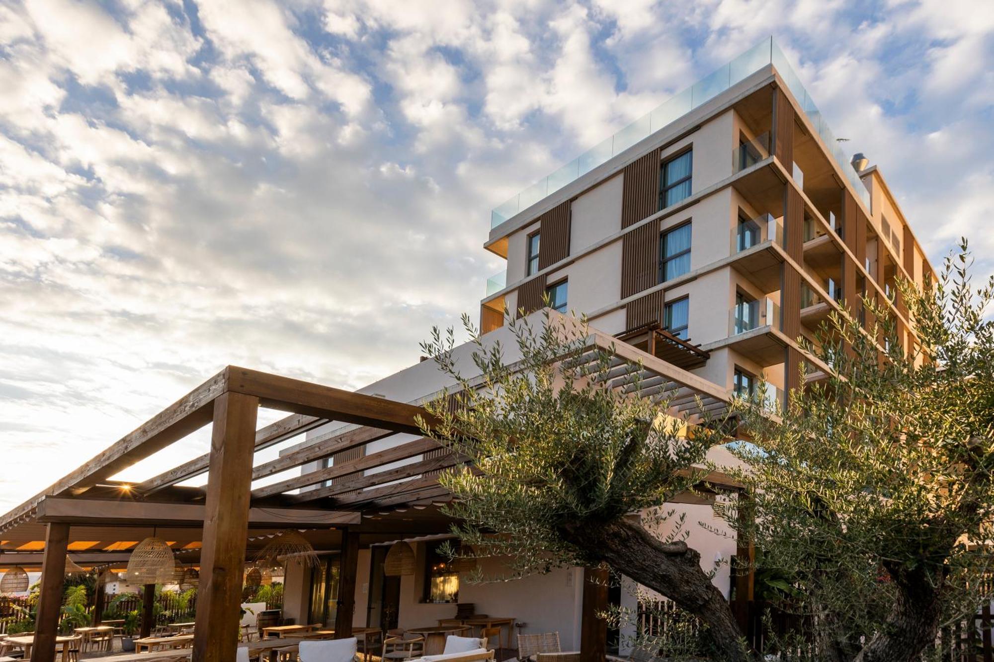 Albades Hotel & Spa (Adults Only) بينيكاسّين المظهر الخارجي الصورة